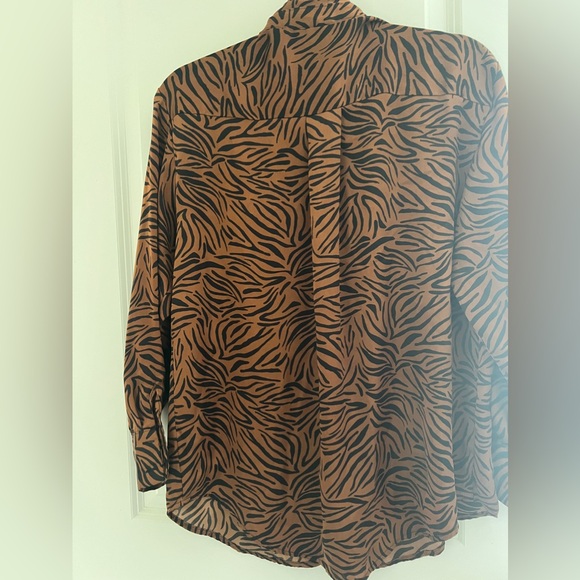 Zara blouse - Picture 2 of 5